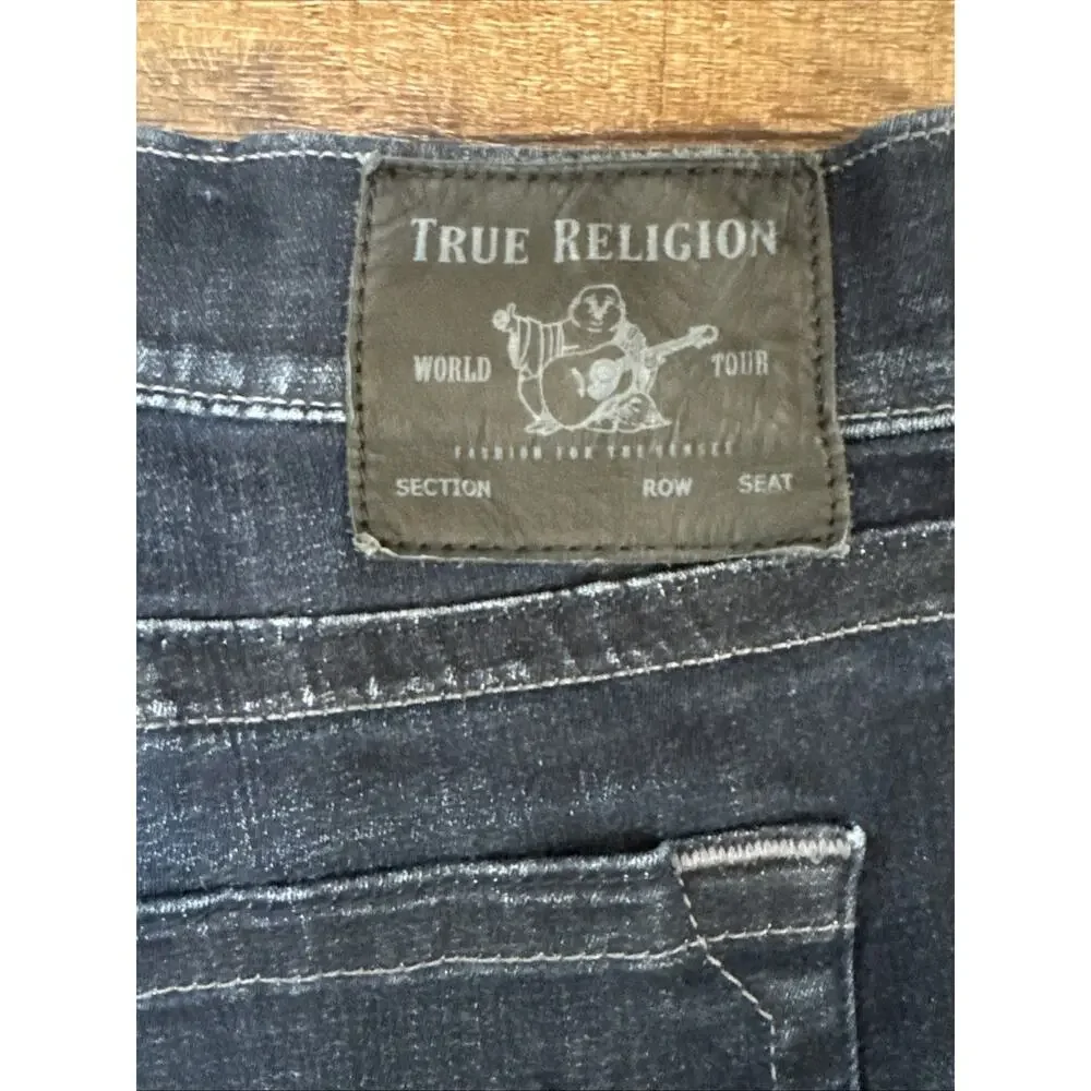 True Religion Geno Relaxed Slim Jeans Medium Wash 38x32 Whiskering EUC